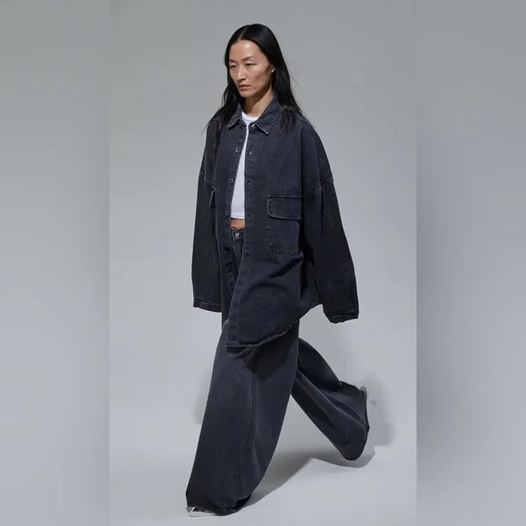 The Frankie Shop DALLAS DENIM OVERSHIRT - DARK GREY - Picture 2 of 7